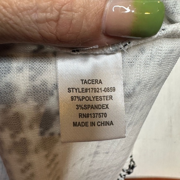 TACERA Black White Plaid Textured Midi Dress L Stretch 3/4 Sleeve Knit NWT - Picture 9 of 10